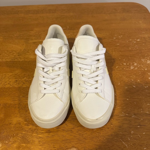 Veja Women's Campo Leather White Sun Peach Sneakers - Picture 5 of 6